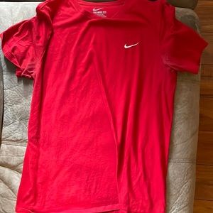 Red plain T-shirt size:L 3/$20